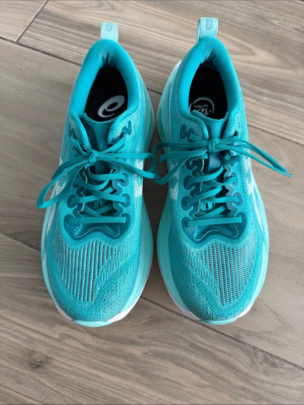 Asics Superblast 2 size 6.5 men/ 8 women - Picture 3 of 8